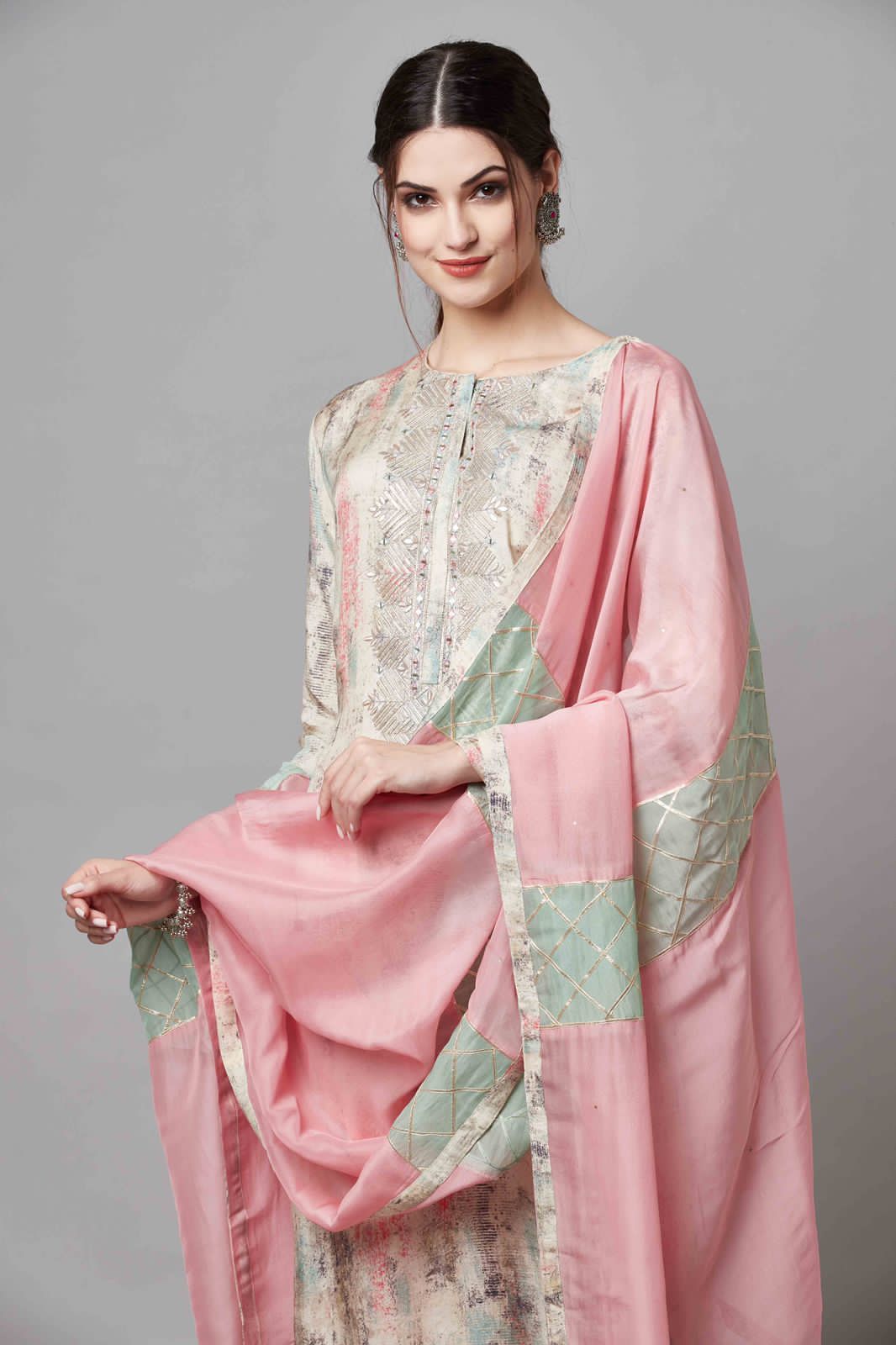 Pasnia Naariti Designer Salwar Suits Manufacturer Wholesaler